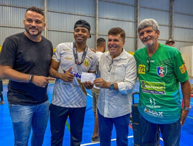 Secretário Paulo Dapé cumpre agenda em eventos esportivos e culturais em Eunápolis 40