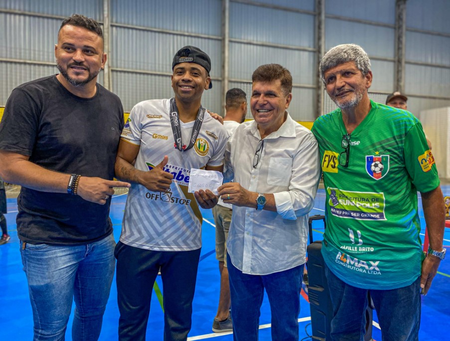 Secretário Paulo Dapé cumpre agenda em eventos esportivos e culturais em Eunápolis 15