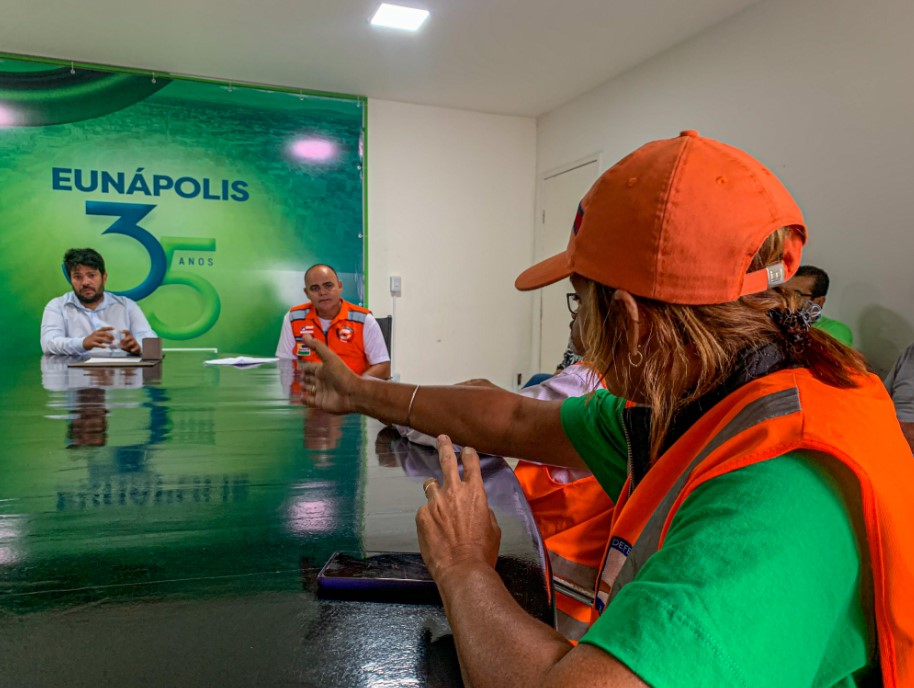 Prefeitura de Eunápolis inicia força-tarefa para minimizar impactos das fortes chuvas no município 14