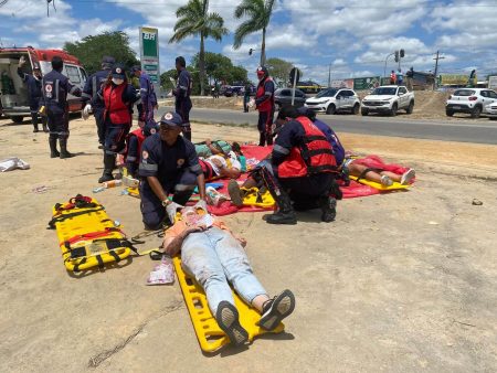 Treinamento de forças de segurança é concluído com simulado realístico de grande escala em Eunápolis 12