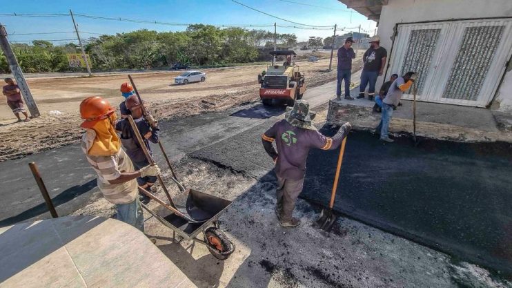 Asfalto chega para o bairro Areial, no Mercado do Povo 14