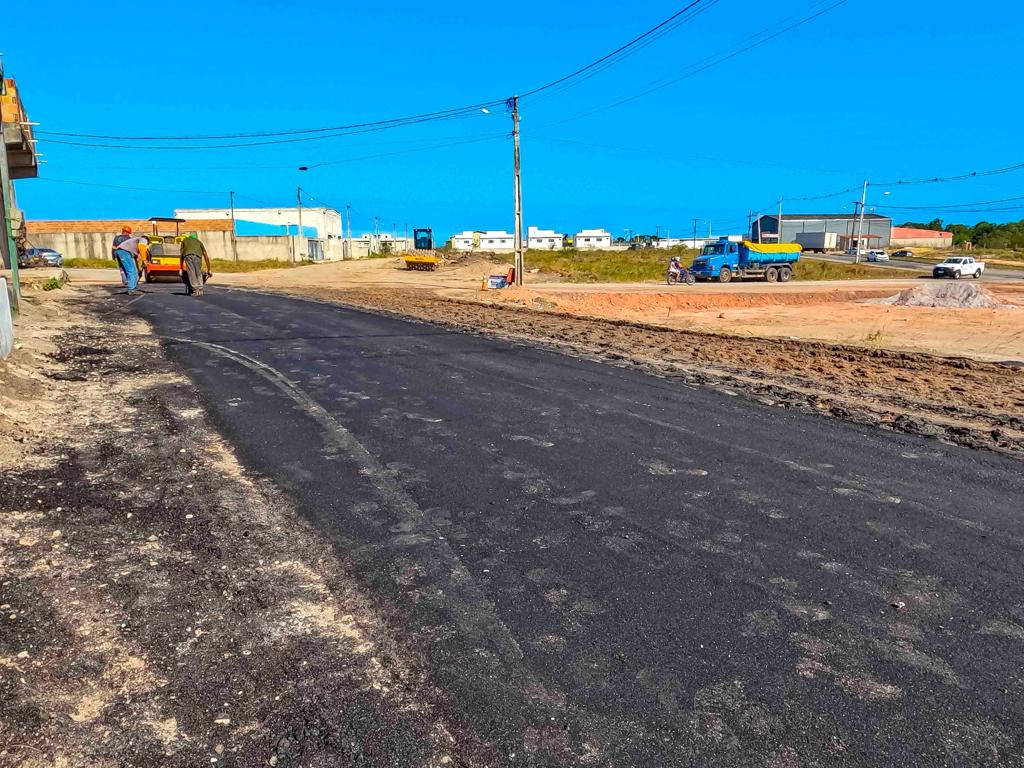 Asfalto chega para o bairro Areial, no Mercado do Povo 37