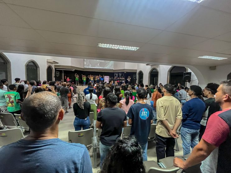 1º Seminário de Educação Especial e Inclusão Social recebe palestra de Cláudio Vieira em Eunápolis 34