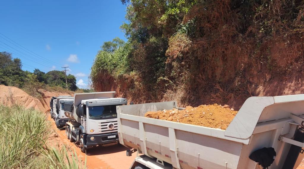 Prefeitura recupera estrada velha entre Arraial d’Ajuda e Trancoso 48