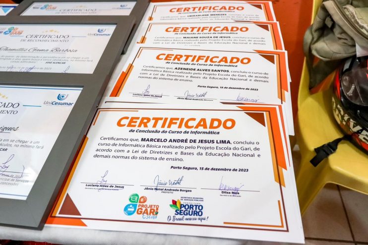 Escola do Gari: mais de 60 alunos formados em Porto Seguro 37