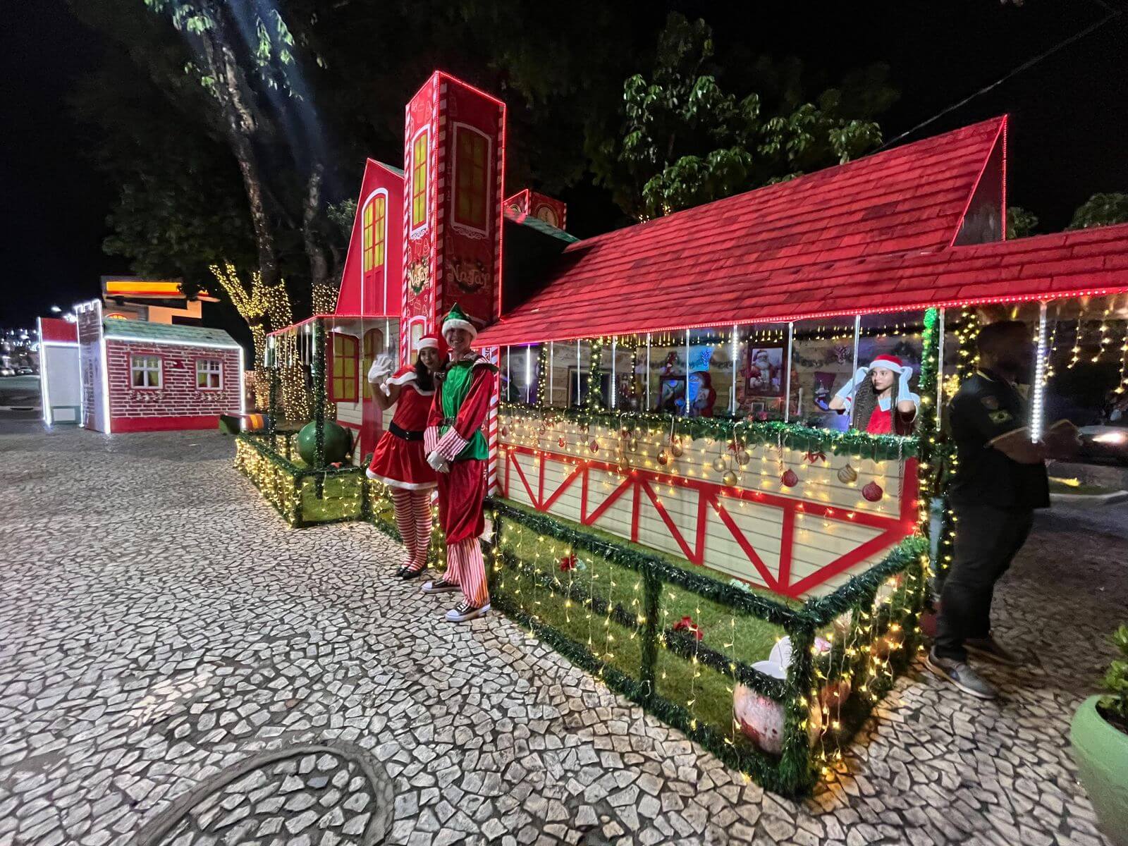 Natal Luz recebe programação cultural na Praça da Bandeira 6