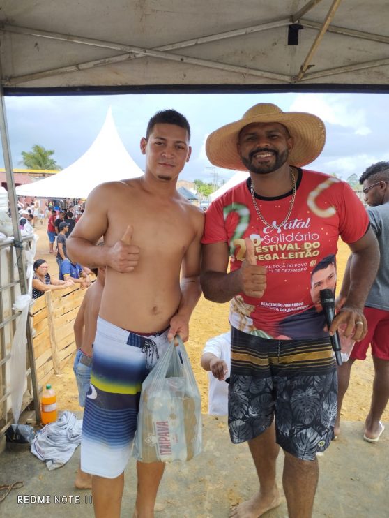 Vereador Adeilson do Açougue realiza pelo segundo ano consecutivo a Pega do Leitão + Natal Solidário 25
