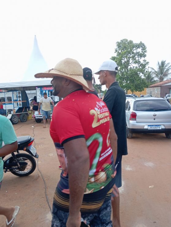 Vereador Adeilson do Açougue realiza pelo segundo ano consecutivo a Pega do Leitão + Natal Solidário 20