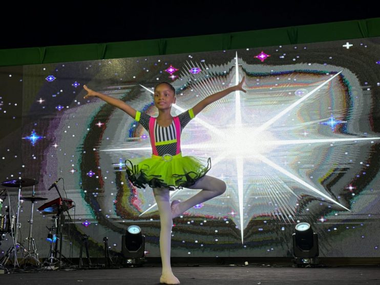 Programação do Natal Luz encerra com espetáculos memoráveis em Eunápolis 17