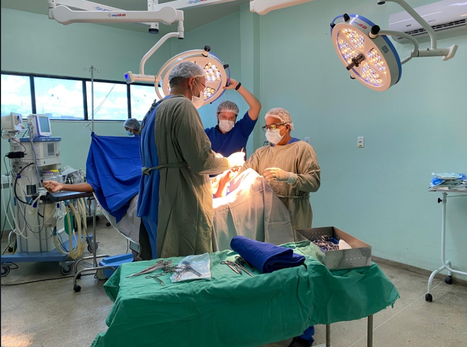 Primeiro mutirão de cirurgias ortopédicas de 2024 é finalizado com sucesso no Hospital Regional 35