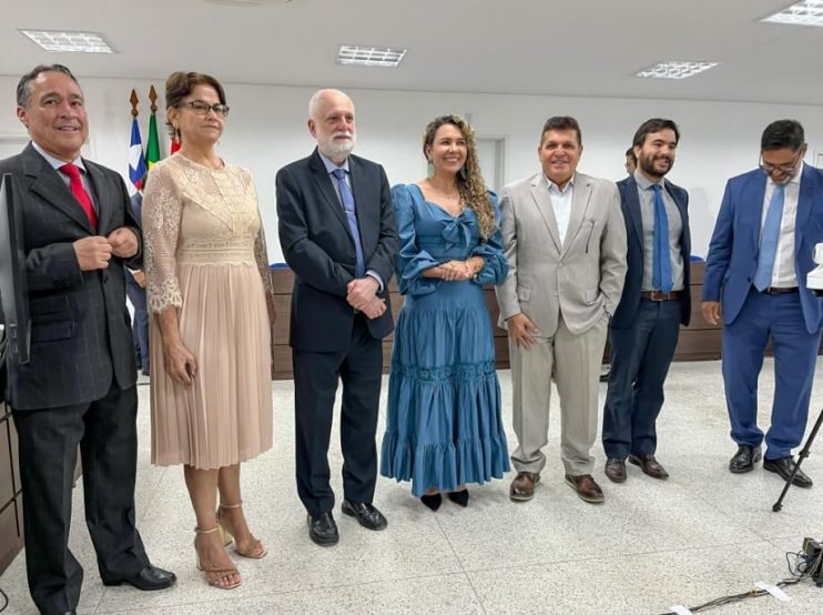 Captura de tela 2024-01-28 185342 Entrega do novo Fórum de Eunápolis tem a presença marcante da prefeita Cordélia 11