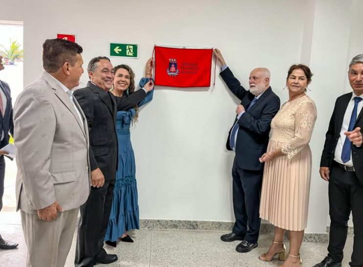 Captura de tela 2024-01-28 185435 Entrega do novo Fórum de Eunápolis tem a presença marcante da prefeita Cordélia 15