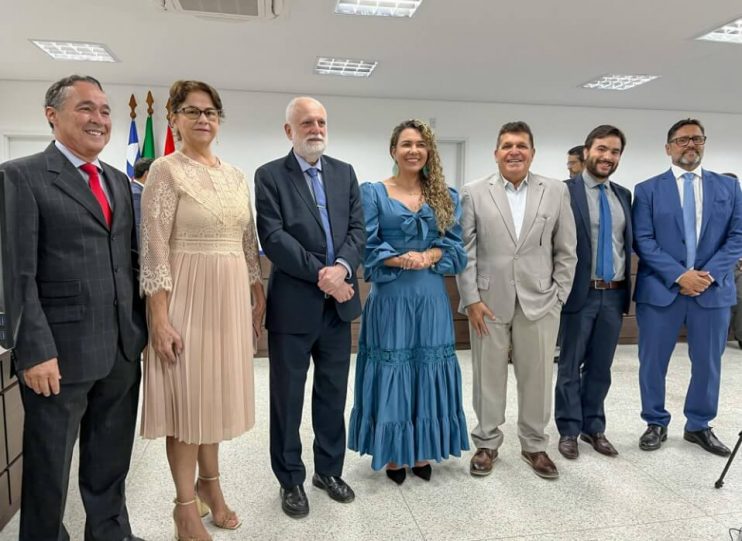 Captura de tela 2024-01-28 185606 Entrega do novo Fórum de Eunápolis tem a presença marcante da prefeita Cordélia 21