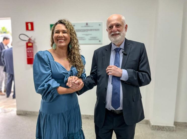 Captura de tela 2024-01-28 185618 Entrega do novo Fórum de Eunápolis tem a presença marcante da prefeita Cordélia 22