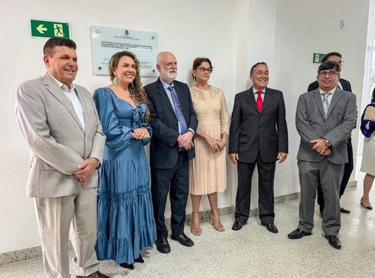 Captura de tela 2024-01-28 185634 Entrega do novo Fórum de Eunápolis tem a presença marcante da prefeita Cordélia 23