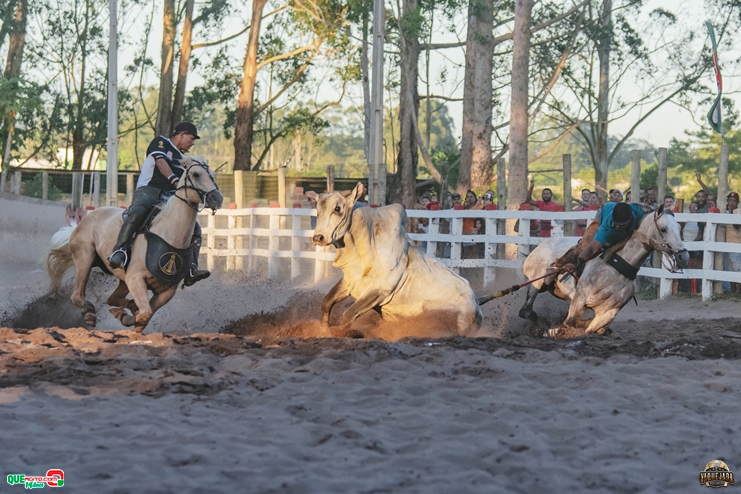 VAQUEJADA EDGARD NETO 2024 – FOTO QUEAGITO – 3DIA Z50 (66) Sucesso absoluto 100 Parea e Jander Martins na 19ª Vaquejada do Parque Edgard Neto 100