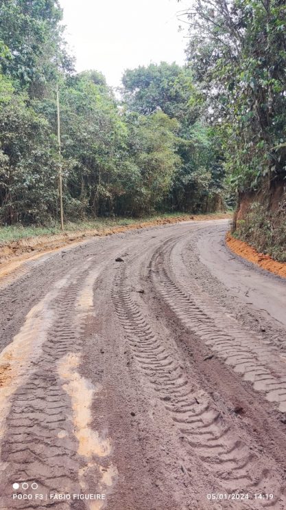 Estrada entre Trancoso e Caraíva recebe manutenção 11