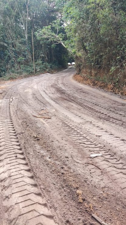 Estrada entre Trancoso e Caraíva recebe manutenção 10