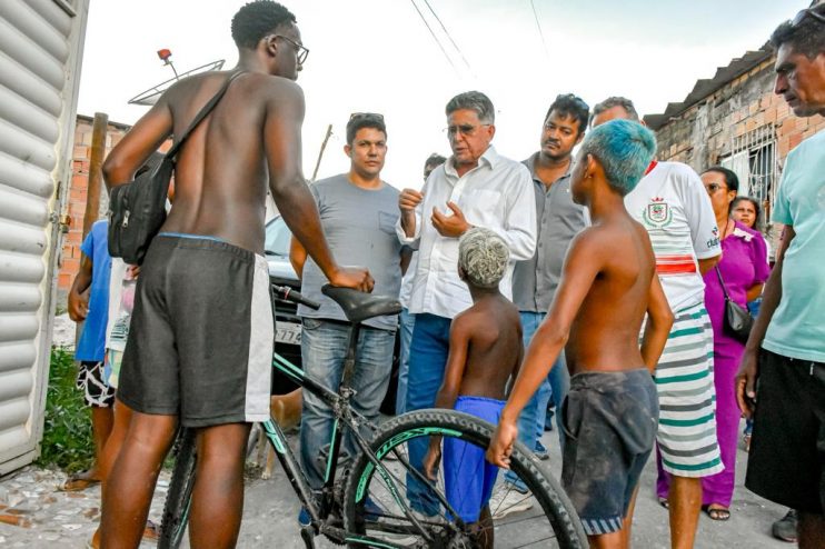 Prefeito Jânio Natal vistoria obras no Baianão 17