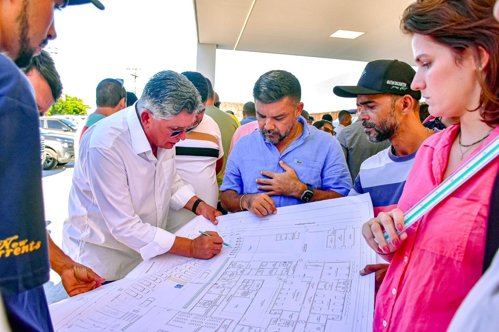 Prefeito Jânio Natal vistoria obras no Baianão 16