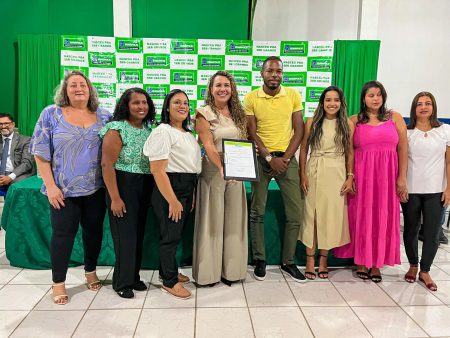 Prefeita Cordélia Torres empossa conselheiros tutelares em Eunápolis 12