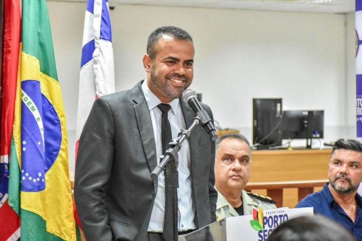 WhatsApp Image 2024-01-11 at 10.39.07 Prefeito Jânio Natal participa da posse dos novos conselheiros tutelares de Porto Seguro 20