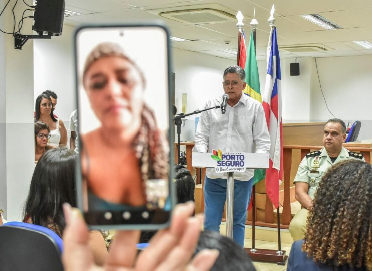 WhatsApp Image 2024-01-11 at 10.39.09 (1) Prefeito Jânio Natal participa da posse dos novos conselheiros tutelares de Porto Seguro 15