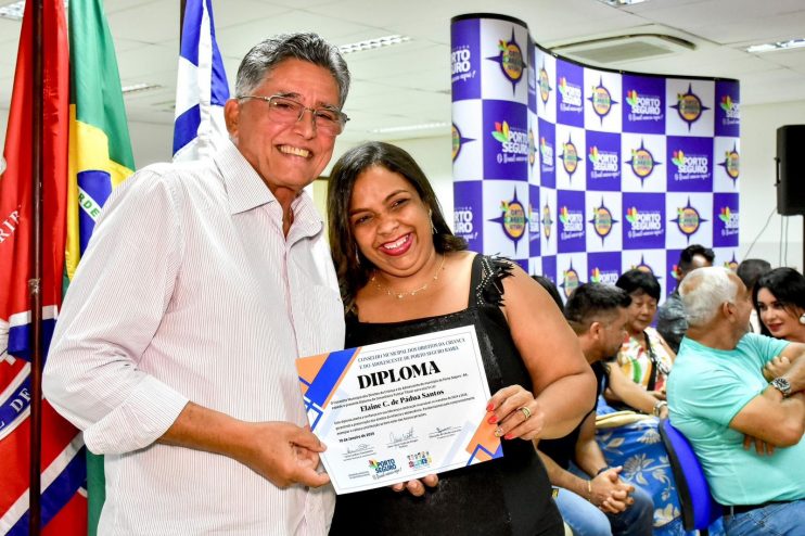 WhatsApp Image 2024-01-11 at 10.39.11 (1) Prefeito Jânio Natal participa da posse dos novos conselheiros tutelares de Porto Seguro 13