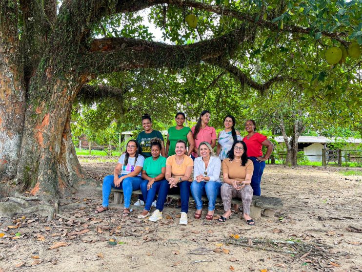 WhatsApp Image 2024-01-11 at 14.18.47 Prefeita Cordélia Torres inspeciona equipamentos públicos em requalificação no distrito da Colônia 21