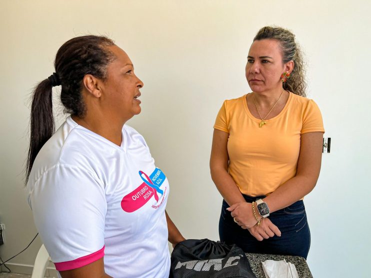 WhatsApp Image 2024-01-11 at 14.18.54 Prefeita Cordélia Torres inspeciona equipamentos públicos em requalificação no distrito da Colônia 10