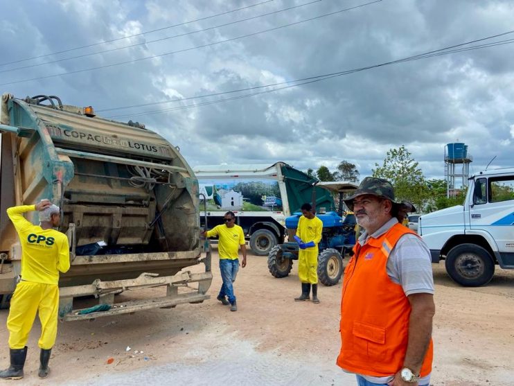 Operação Verão de limpeza pública em Caraíva segue a todo vapor 11