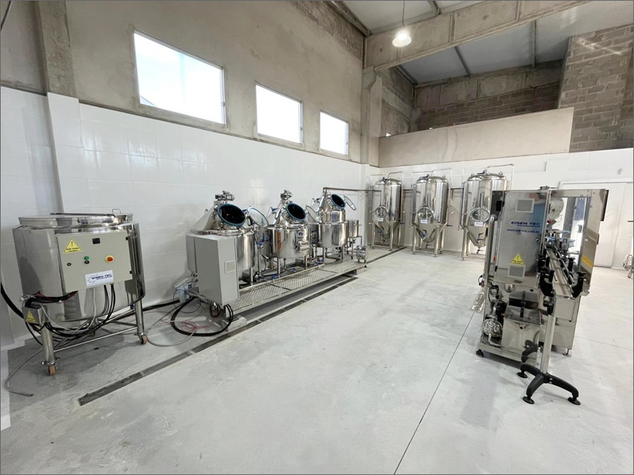 Foi inaugurada em Eunápolis a Boni Cervejaria, primeira fabricação de cerveja e chopp nesta cidade 8