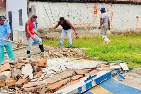 Itagimirim: Prefeitura avança na reforma do PSF I na Rua Bela Vista 4