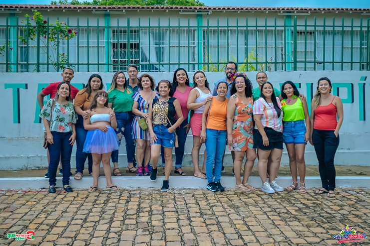 Yara Silva abre o Salto Folia 2024 com o bloco dos Estudantes 24
