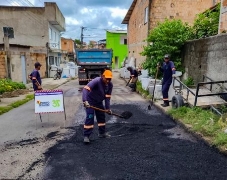 Ruas do bairro Paraguai recebem operação tapa-buracos 6