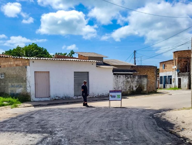 Ruas do bairro Paraguai recebem operação tapa-buracos 7
