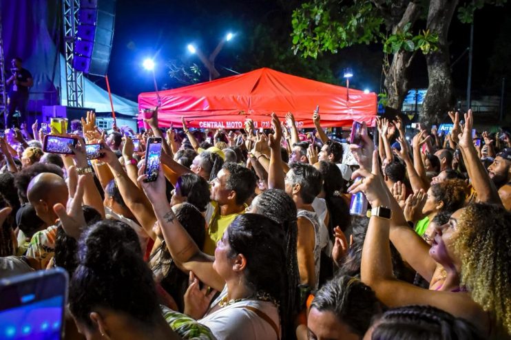 ARRAIAL D'AJUDA VIBRA COM A 23ª FESTA DE IEMANJÁ E SHOW DO OLODUM 31