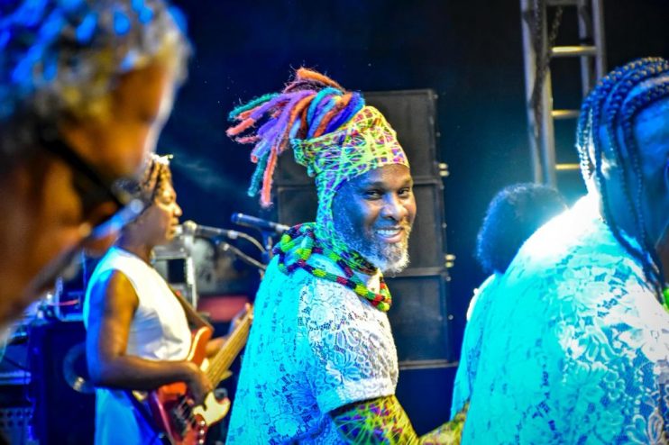 ARRAIAL D'AJUDA VIBRA COM A 23ª FESTA DE IEMANJÁ E SHOW DO OLODUM 24