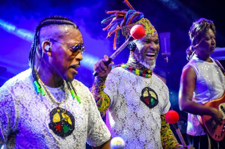 ARRAIAL D'AJUDA VIBRA COM A 23ª FESTA DE IEMANJÁ E SHOW DO OLODUM 16