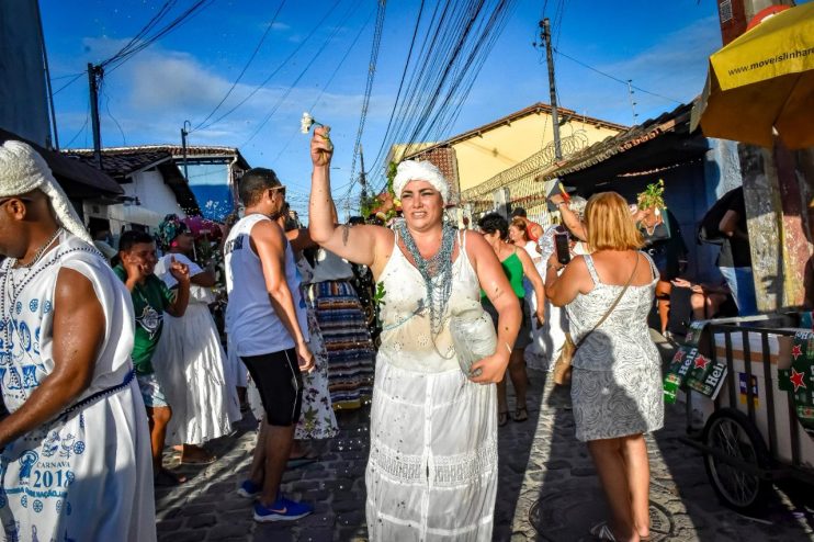 14ª LAVAGEM DA RUA DO CAJUEIRO: BOAS ENERGIAS AO CARNAVAL CULTURAL DE PORTO SEGURO 23