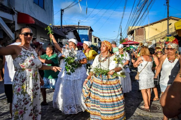 14ª LAVAGEM DA RUA DO CAJUEIRO: BOAS ENERGIAS AO CARNAVAL CULTURAL DE PORTO SEGURO 22