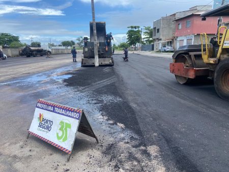 Entorno da Praça do Trabalhador recebe pavimentação asfáltica 5