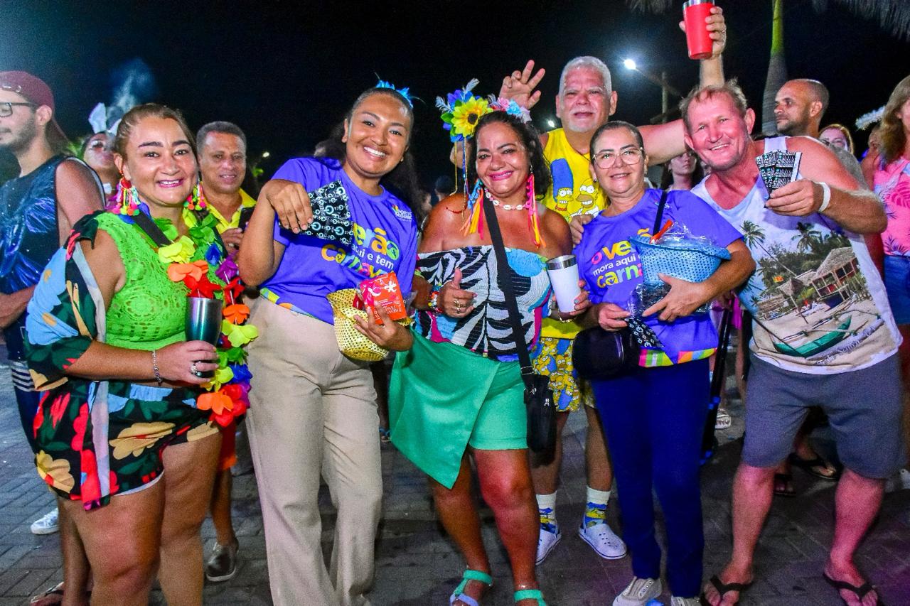 TUCA FERNANDES: EXPLOSÃO DE SUCESSOS NO CARNAVAL DE PORTO SEGURO 14