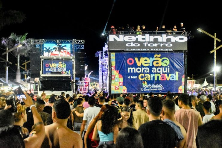 TUCA FERNANDES: EXPLOSÃO DE SUCESSOS NO CARNAVAL DE PORTO SEGURO 14