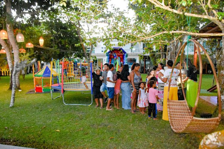 CRIANÇAS SE DIVERTEM NA CASA DO PREFEITO JÂNIO NATAL 15