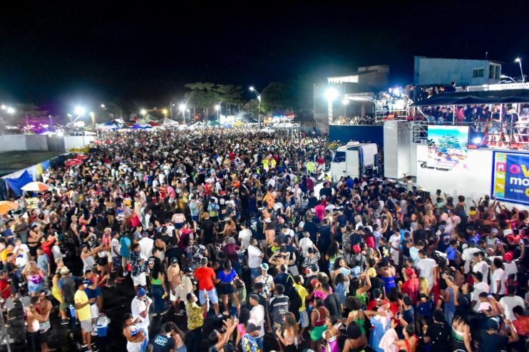 KANNÁRIO FAZ O BAIANÃO TREMER EM NOITE DE FOLIA EM PORTO SEGURO 18