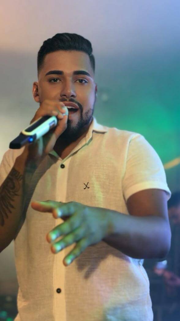 Cantor Nato Miller é uma das grandes revelações do carnaval do interior de Minas 5