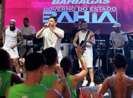 Papazoni agita Camarote da PM na sexta-feira de Carnaval em Salvador 11