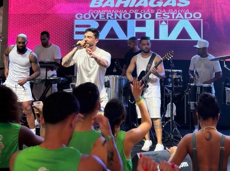 Papazoni agita Camarote da PM na sexta-feira de Carnaval em Salvador 4