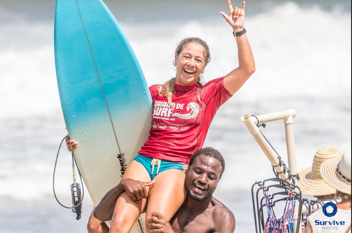 Altas ondas e atletas entregando tudo em uma estreia alucinante do Baiano de Surf 2024 na Praia da Tiririca 15